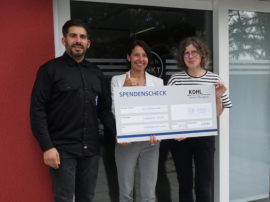 Kohl automobile GmbH und die Baderknechte überreichen einen Spendenscheck
