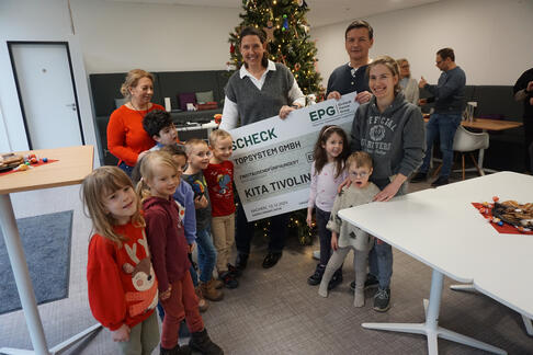 Spende von EPG Topsystem an die Kita Tivolino