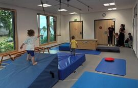 Zuwachs an Familienzentren – Neben dem Familienzentrum Kita Waldmeister sind auch noch die Familienzentren der Kita Tivolino und der Kita Elise seit Sommer 2024 zertifiziert